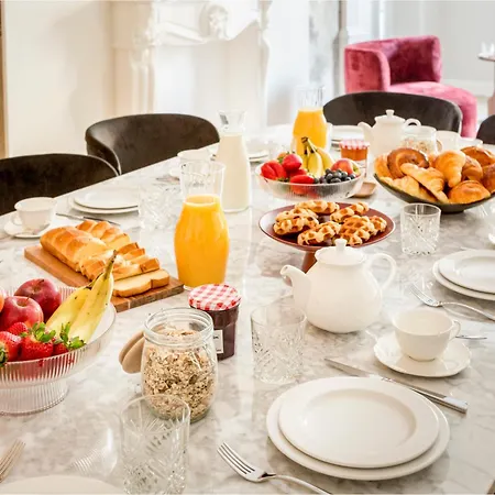 Merveil - Signature - Champs Elysees -kleber Apartment Paris