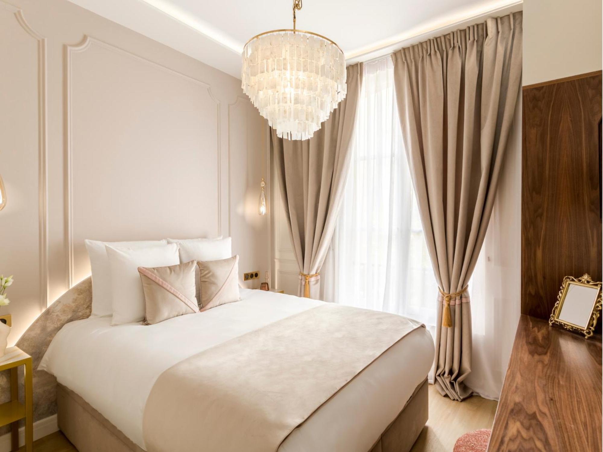 Merveil - Signature - Champs Elysees -kleber * Parigi